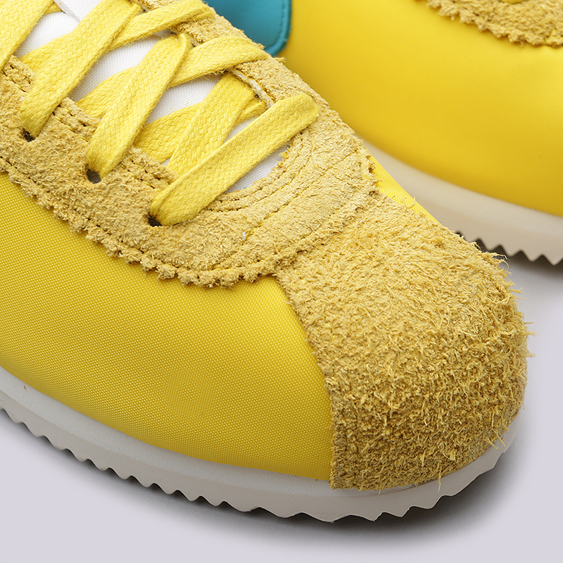 мужские желтые кроссовки Nike Classic Cortez NYL KM QS AH7853-700 - цена, описание, фото 3